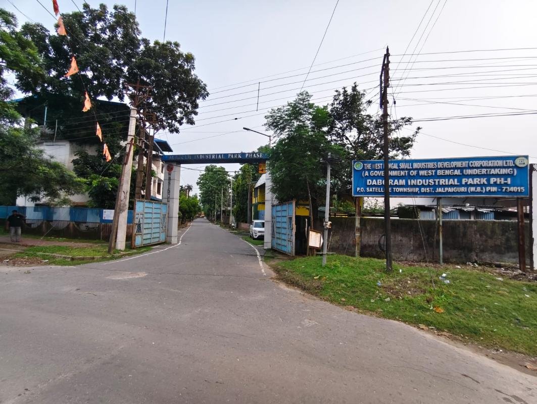 Gate No.4